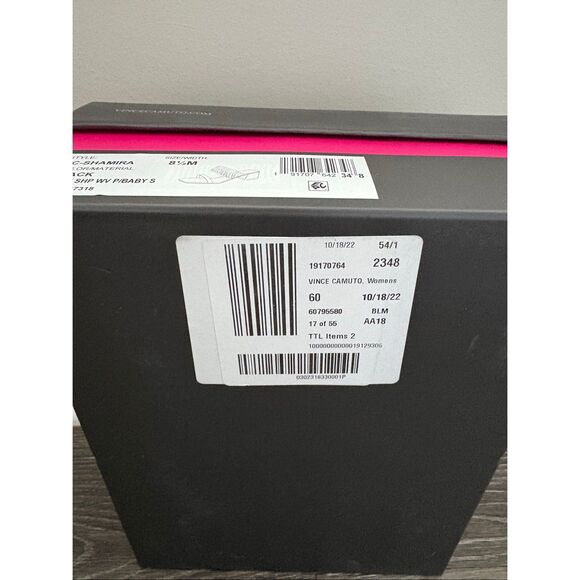 NIB Vince Camuto Black Shamira Sandal Size 8.5 - Picture 10 of 10